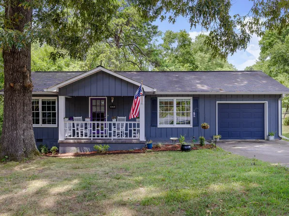 105 E School St, Tunnel Hill, GA 30755