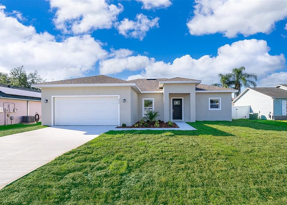 1st image of 108 MEDITERRANEAN COURT