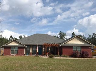 6185 Hummingbird Ln, Crestview, FL 32536