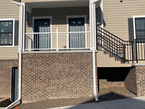 Entrance to apartment
