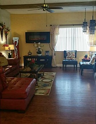3rd image of 14830 Newcastle Ln