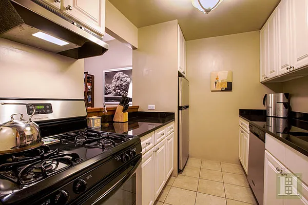 Rented by Halstead Real Estate | media 25