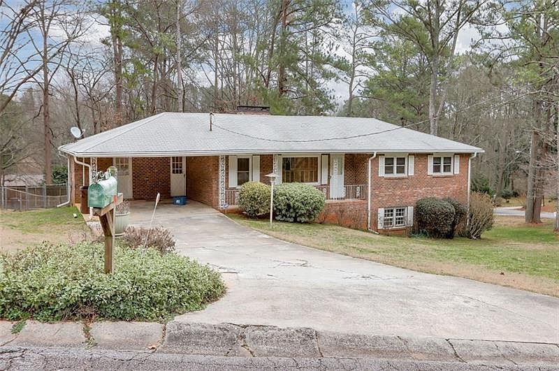 1st image of 3239 Clearview Dr SW