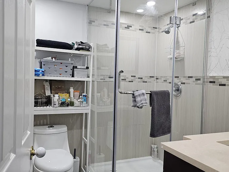 51 Cassander Cres #BASEMENT — Photo 4