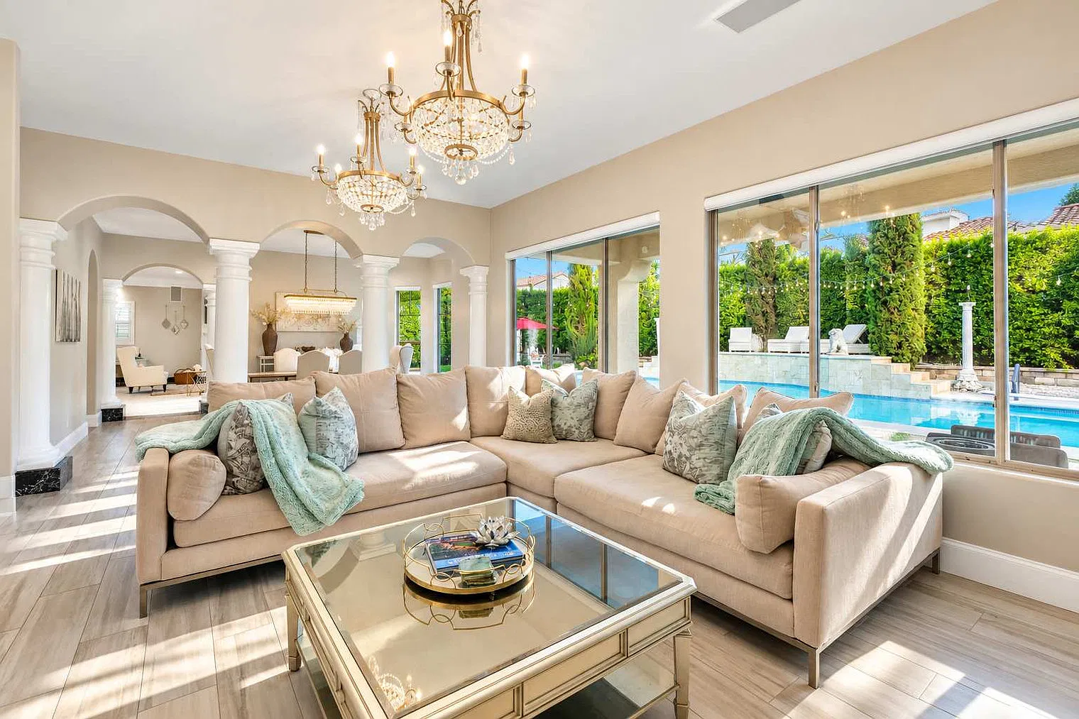 5 bed, 4.0 bath, 5790 sqft, $16,083 — Photo 1