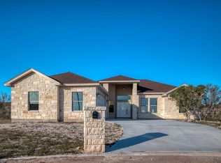 430 Pitaya Ln, Del Rio, TX 78840