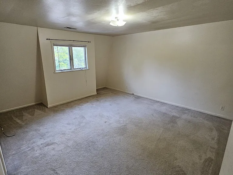 Terrace Heights Apartments — Photo 84