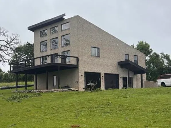 893 Jenkins Road, Sparta, MO 65753