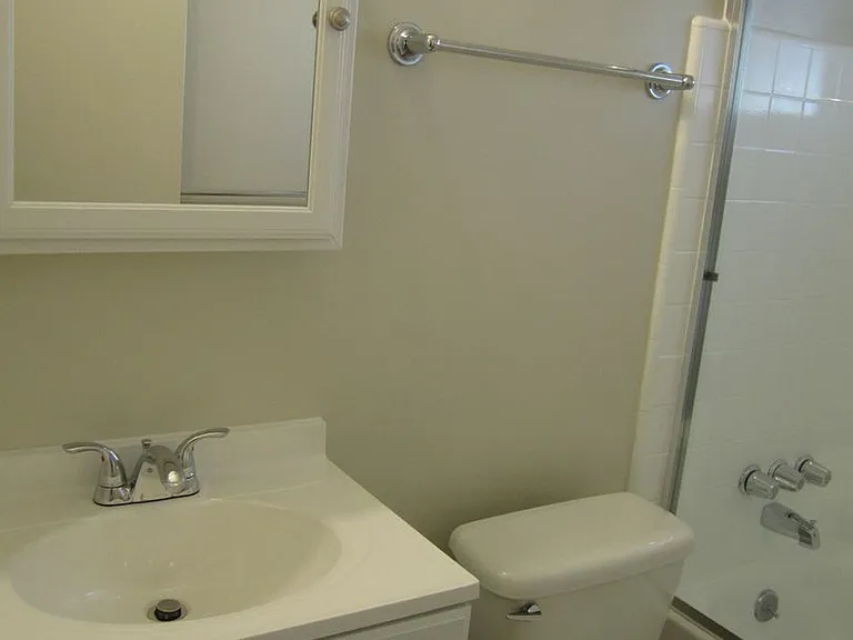 2220 Curtner Ave — Photo 8