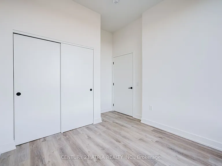 2475 Old Bronte Rd #804 — Photo 48