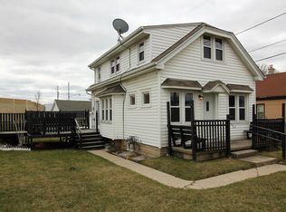 413 W Waterford Ave, Milwaukee, WI 53207