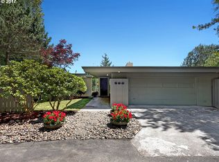290 NW Royal Blvd, Portland, OR