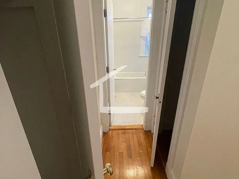 116 Washington St #104 — Photo 6