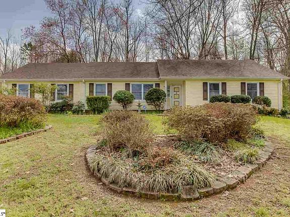 2nd image of 9 Merry Oaks Ct