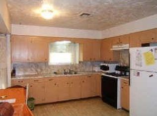 4807 Redfish Reef St, Bacliff, TX 77518
