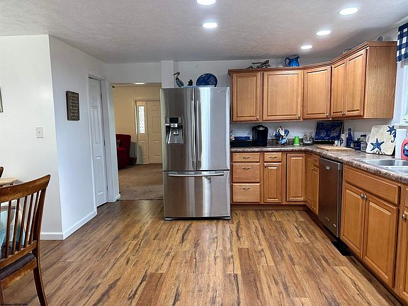 4th image of 9 Gordon St