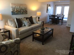 698 Mount Auburn Ct, Columbus, OH 43085