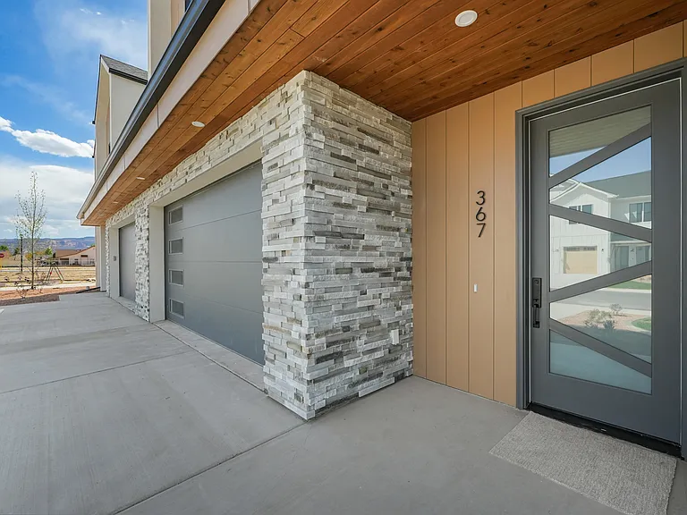 367 Toms Canyon Dr #1 — Photo 3