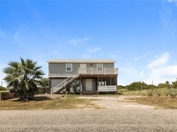 114 Shady Oak Ln, Rockport, TX 78382