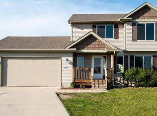 703 Jefferson Ave SE, Bondurant, IA 50035