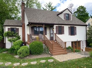 8 Brooklake Rd, Madison, NJ 07940