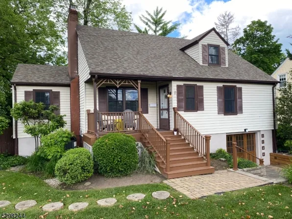8 Brooklake Rd, Madison Boro, NJ 07940