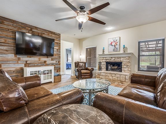 5th image of 7860 Valley Ridge Dr