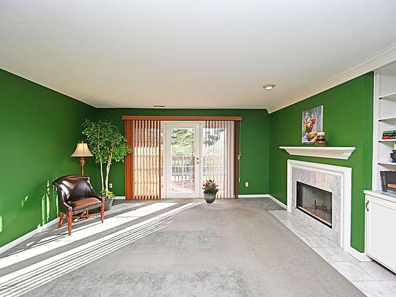 5th image of 4040 White Chapel Ln