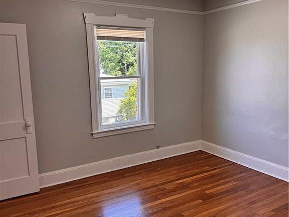 5th image of 422 Pawtucket Ave APT 2