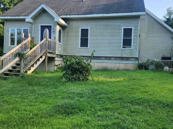5909 Wolf Lake Rd, Grass Lake, MI 49240