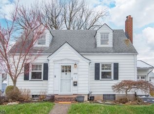 390 Clifton Blvd, Clifton, NJ