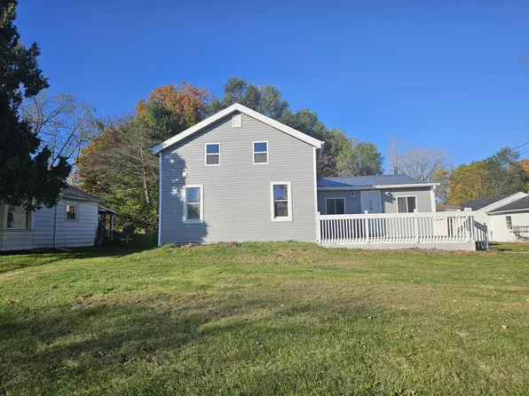 314 Railroad St, Hudson, MI 49247