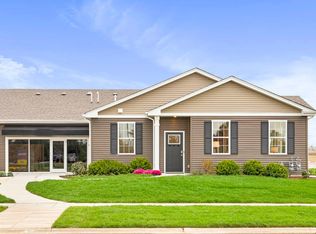 6432 Maple Glen Dr, Wonder Lake, IL 60097