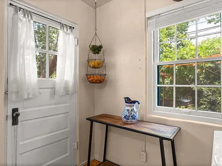 700 Don Gaspar Ave #3 — Photo 29