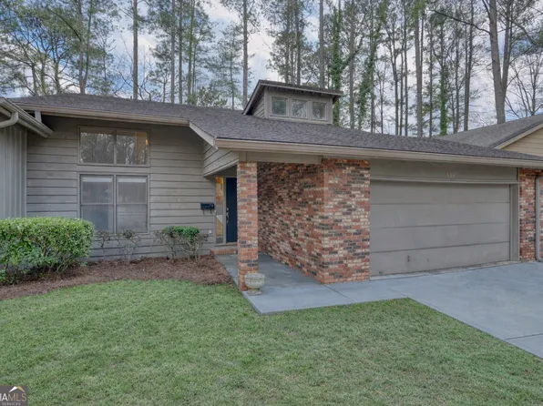 300 Cruise Ct, Roswell, GA 30076