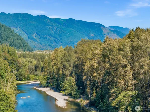 12327 276th Street NE, Arlington, WA 98223