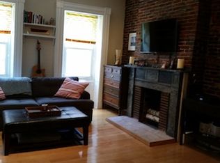 8 Moon St #2, Boston, MA 02113