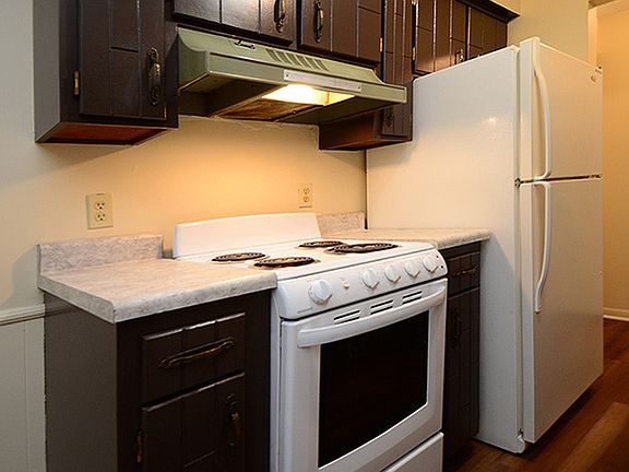 5th image of 4740 N 61st St Unit 15