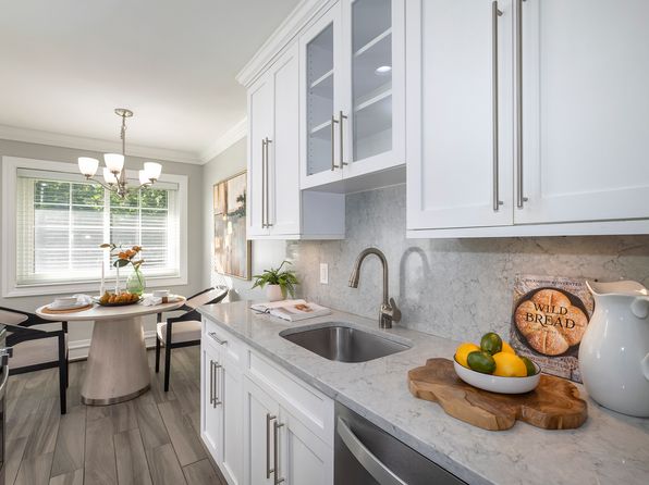 9 Williams Blvd #24-1G