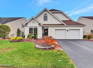 9 Crawford Rd, Manalapan, NJ 07726