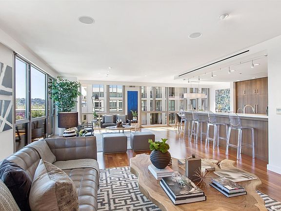 2nd image of 255 Berry St APT 608