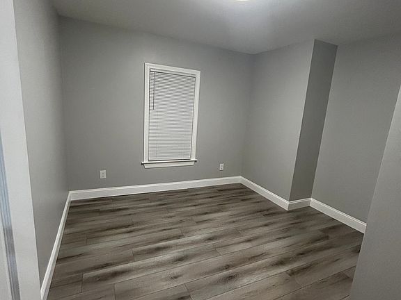 4th image of 58 9th St Floor 2
