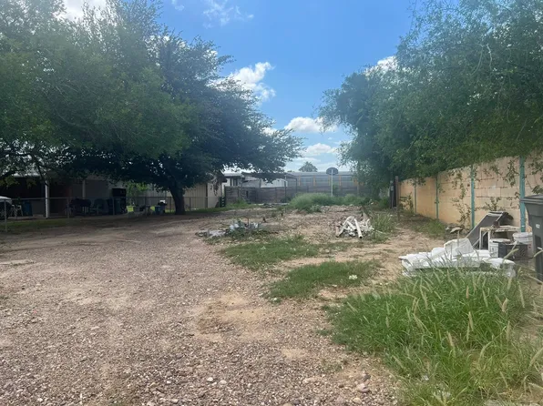 3511 Mier St, Laredo, TX 78043