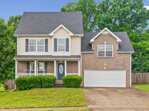 1614 Autumn Dr, Clarksville, TN 37042