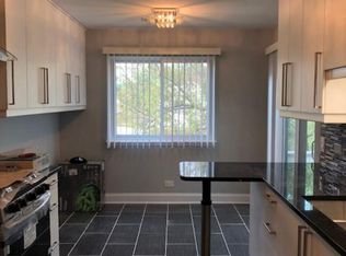 1166 Middlebury Ln APT D2, Wheeling, IL 60090
