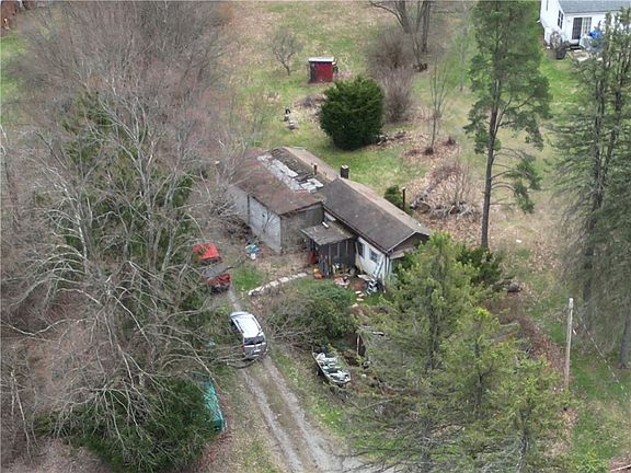 3rd image of 523 Unionville Rd