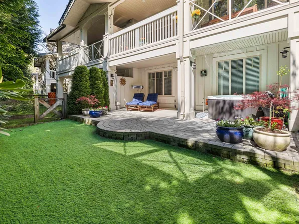2133 151a St #3, Surrey, BC V4A 7C6