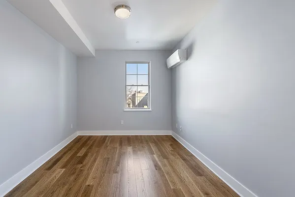 Rented by Compass | media 18