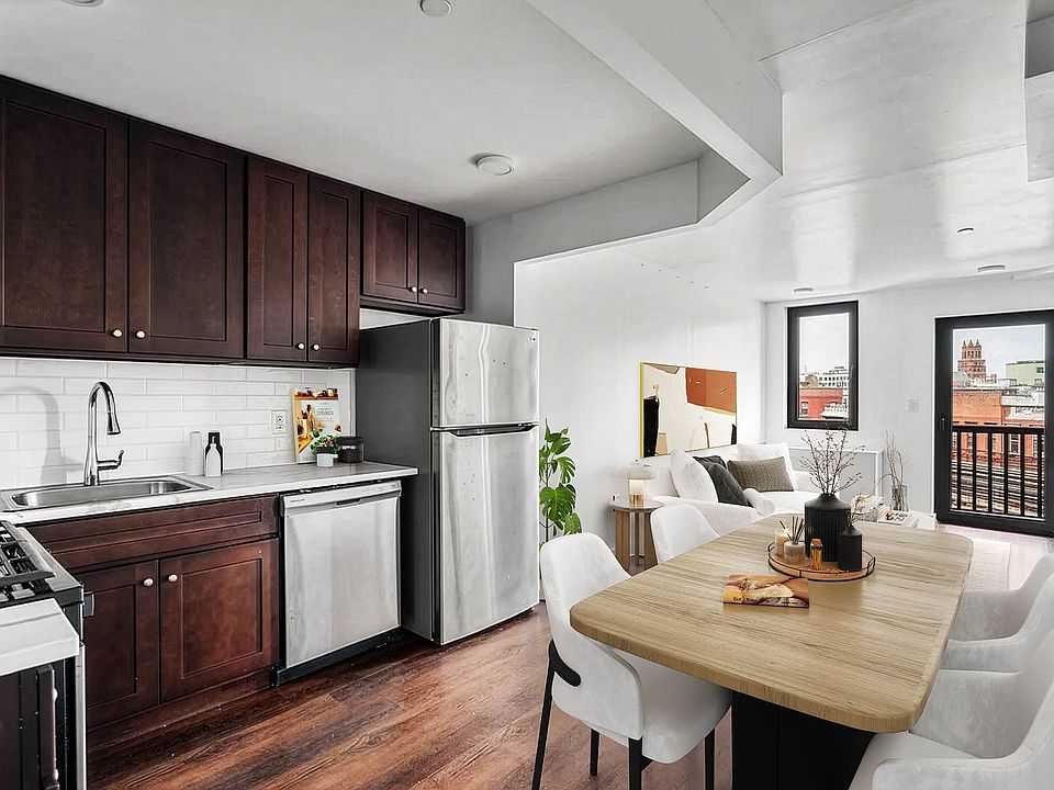 1st image of 874 Willoughby Ave #501