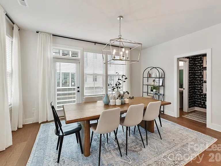 312 S Turner Ave #12 — Photo 5